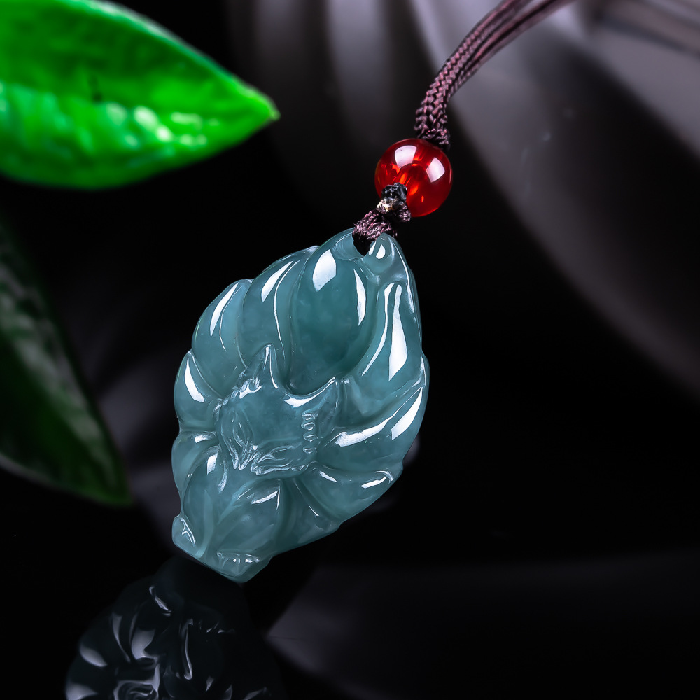 Women Fashion Hub - Kalung Liontin Rubah Giok Burma Alami
