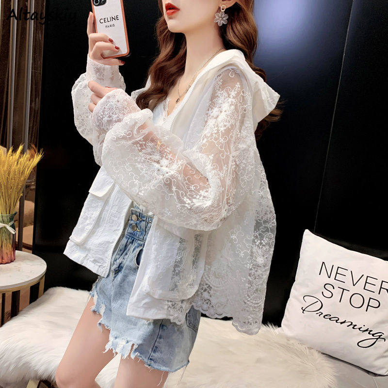 Women Fashion Simple - Jaket Wanita Sederhana Berenda Berlubang Elegan