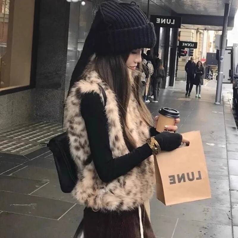 Rompi Bulu Imitasi Motif Leopa - Women'S Fashion Gilet ulasan dan harga