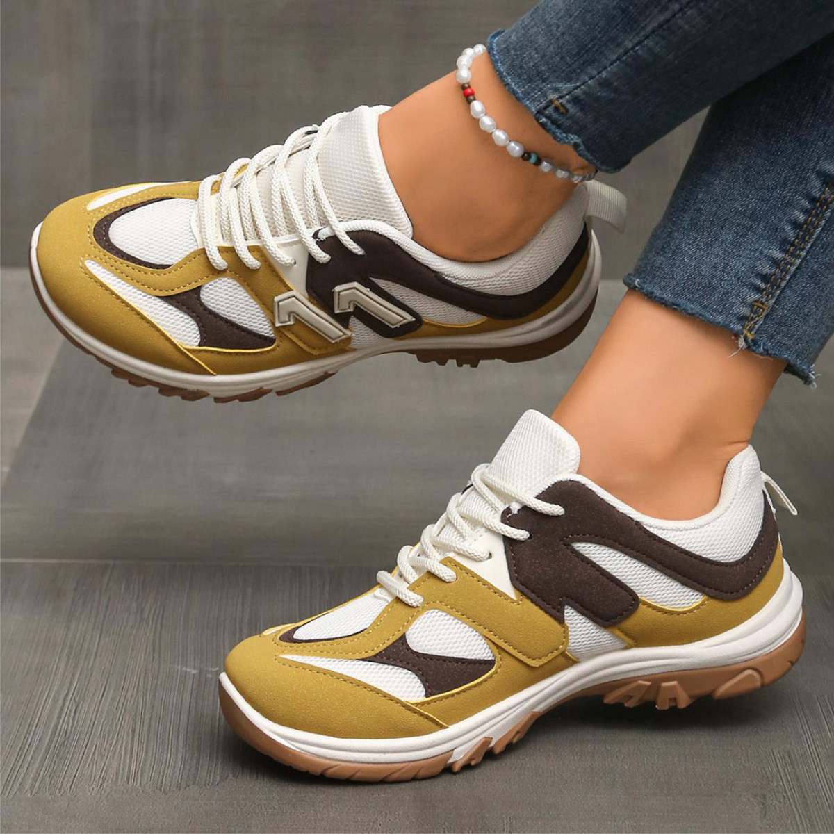 Sepatu Hiking Wanita Anti Seli - Women'S Yellow Fashion Sneakers ulasan dan harga