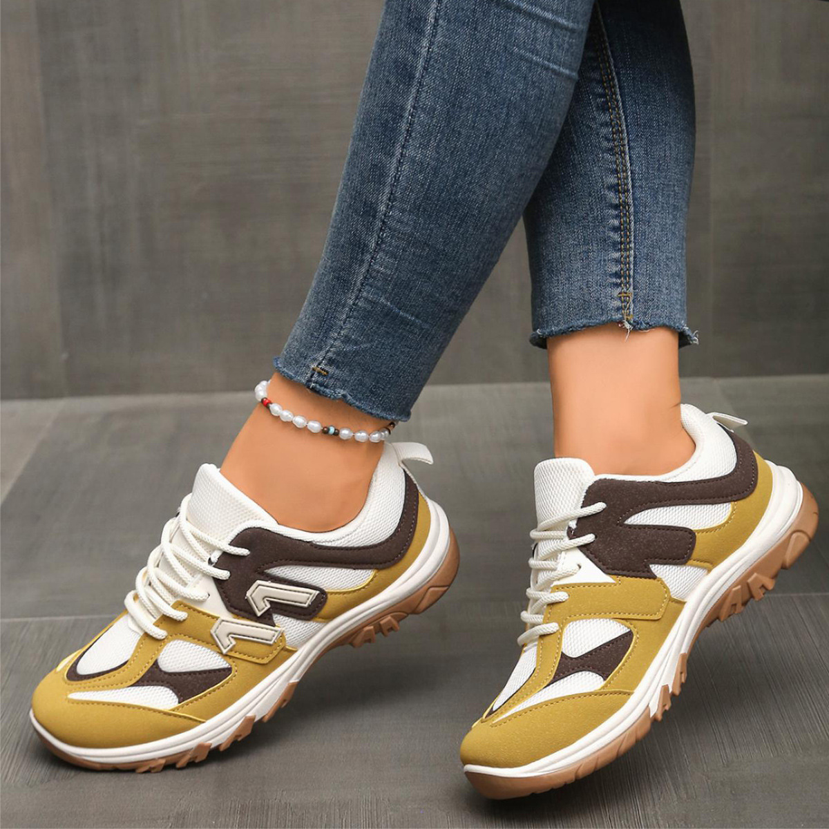 Sepatu Hiking Wanita Anti Seli - Women'S Yellow Fashion Sneakers ulasan dan harga